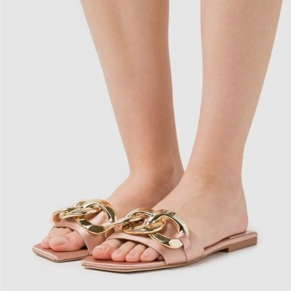 NWB Jeffrey Campbell Women's Danae Chain Flat Sandals Rose Gold Satin Size 5.5M - Picture 1 of 16